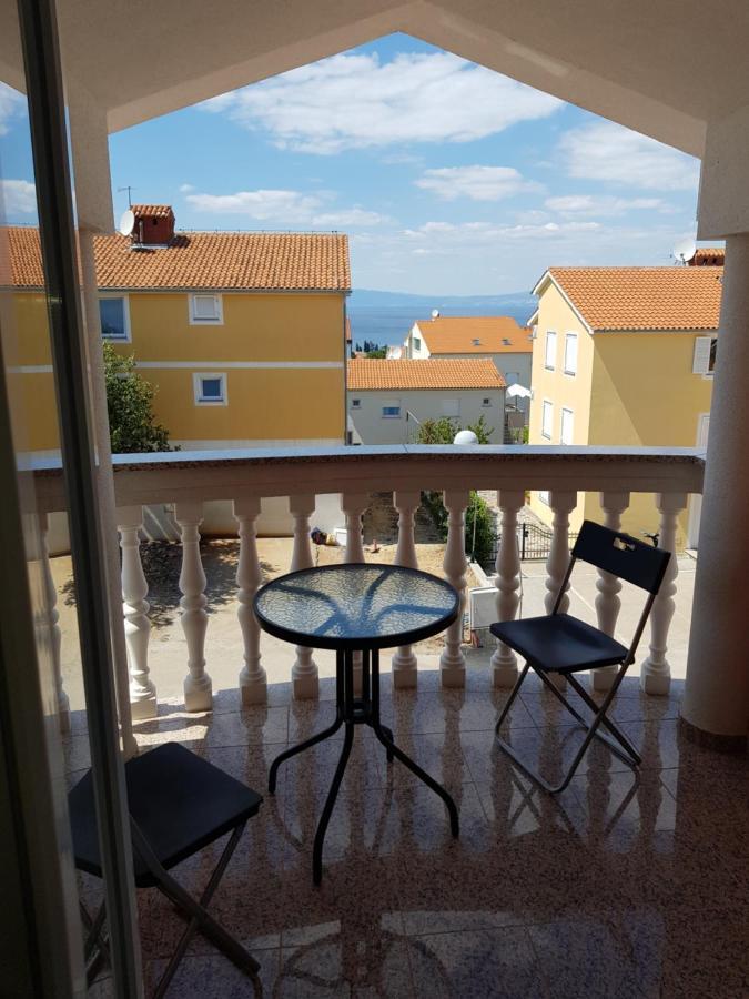 Apartmani Vrdoljak Malinska Exterior foto